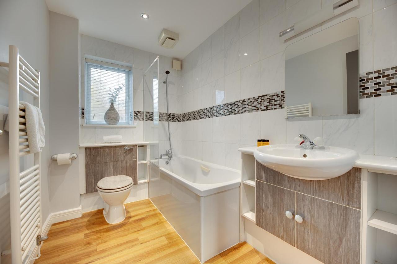 Swan Apartments 2A By Week2Week Newcastle upon Tyne Bagian luar foto